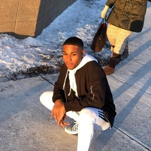 Meet your Posher, Isaiah